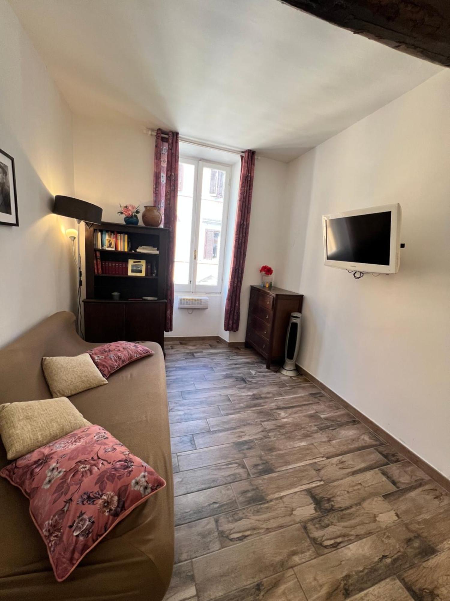 Dolce Casa In San Pietro Lägenhet